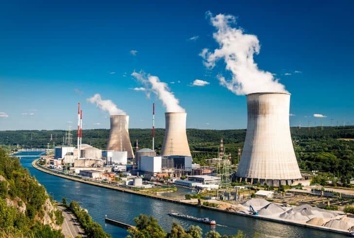 Nuclear energy pros and Cons 