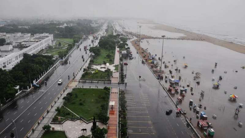 The direction of South west monsoon in India