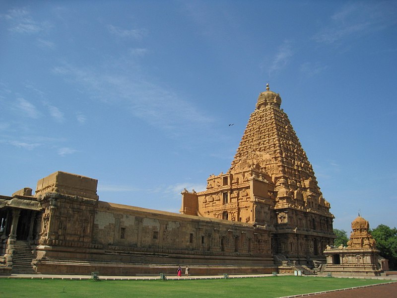 Chola art and architecture Upsc - Brihadiswara Temple