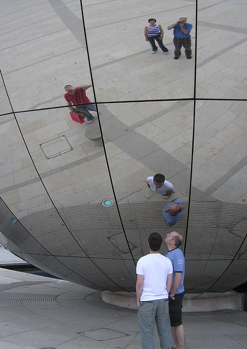 Concave mirror reflection ray diagram